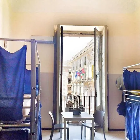 Auberge de jeunesse Degli Elefanti *