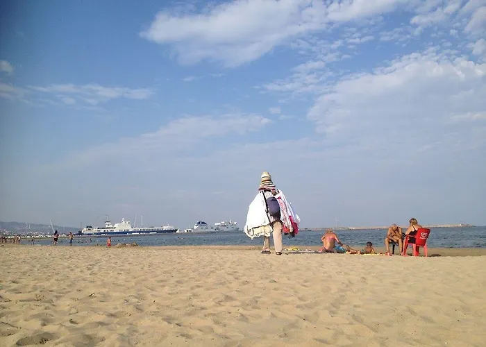 Degli Elefanti Hostel *