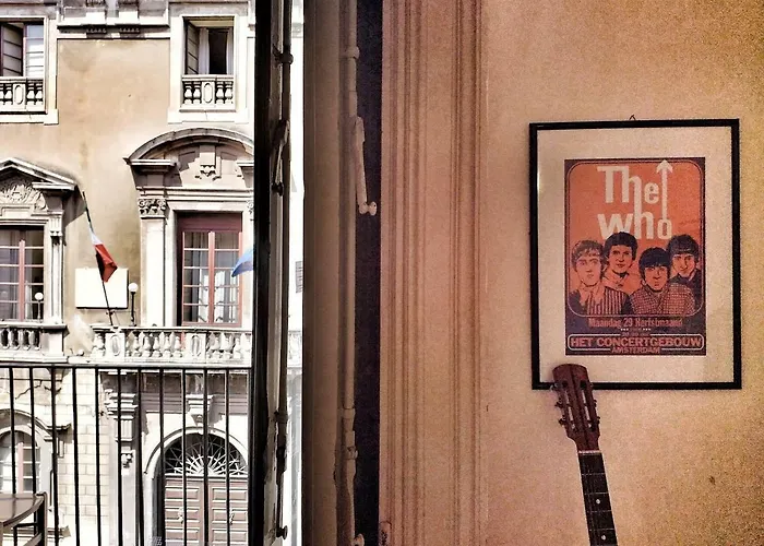 Degli Elefanti Hostel *