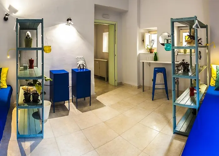 Degli Elefanti Hostel