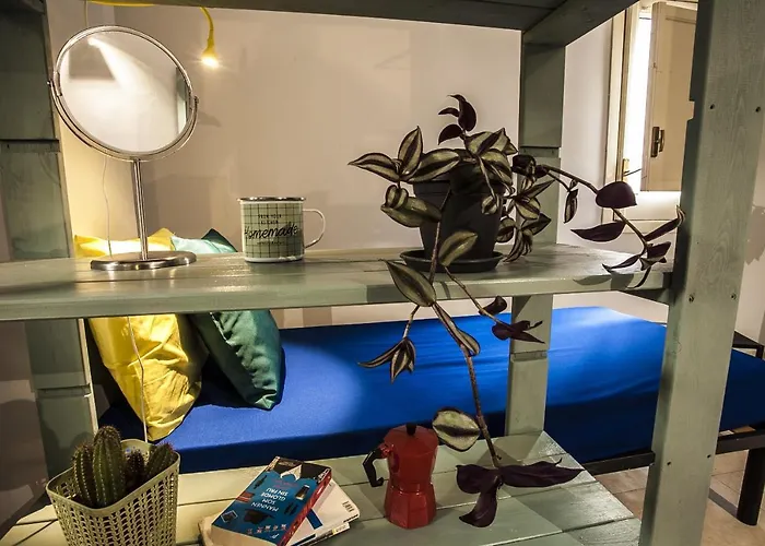 Degli Elefanti Hostel